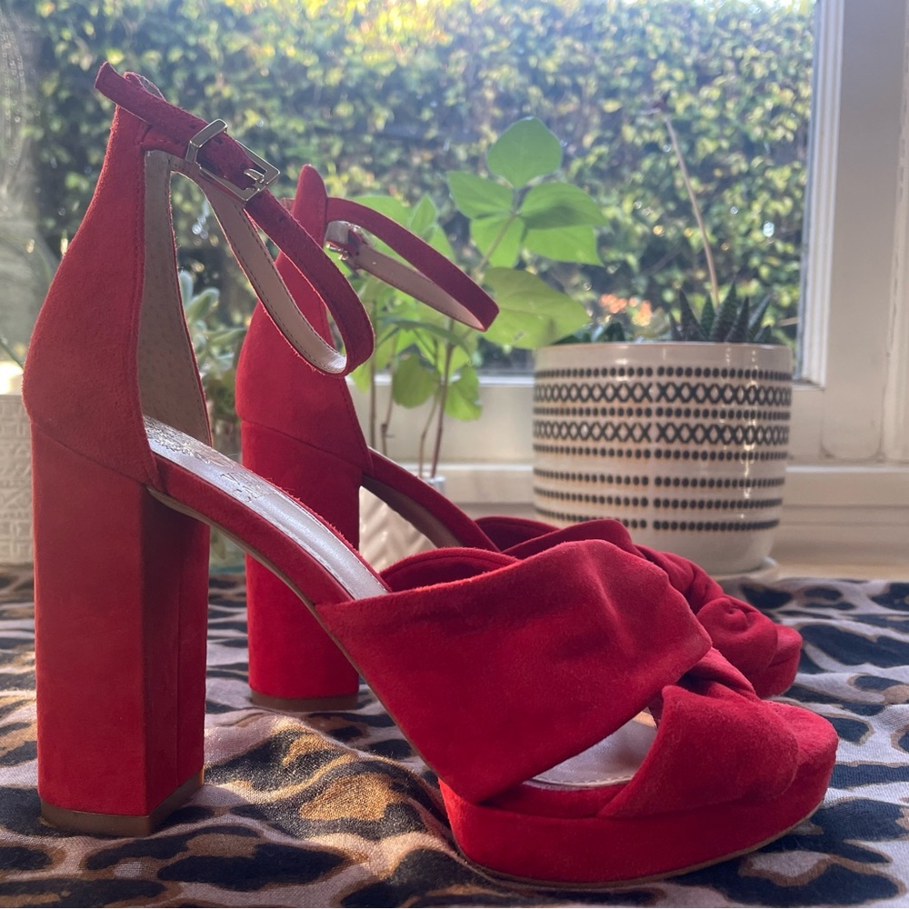 Vince Camuto Red Suede Women's Heels, EUC, size 6.5